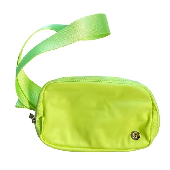 New Lululemon Everywhere Belt Bag 1L Fanny Pack Crossbody Adjustable Neo Mint - Picture 6 of 11